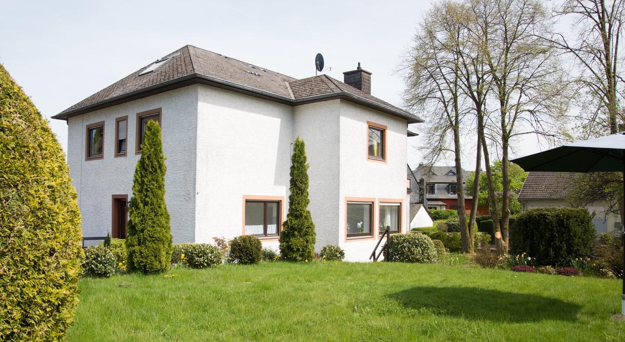 Altes Forsthaus Manderscheid Exterior foto